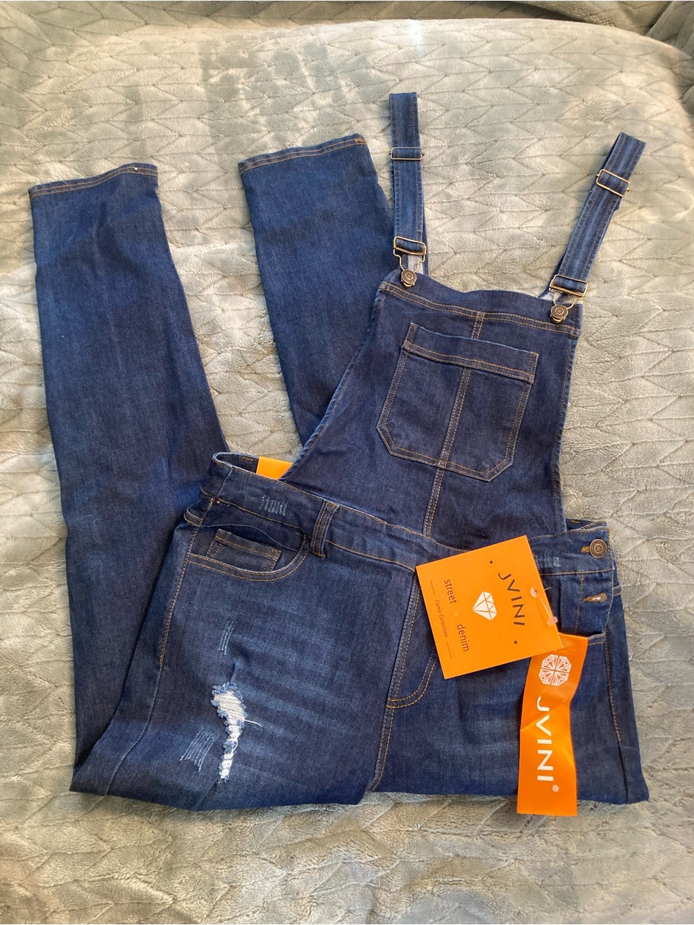 NWT size Large JVINI denim overalls…perfect!